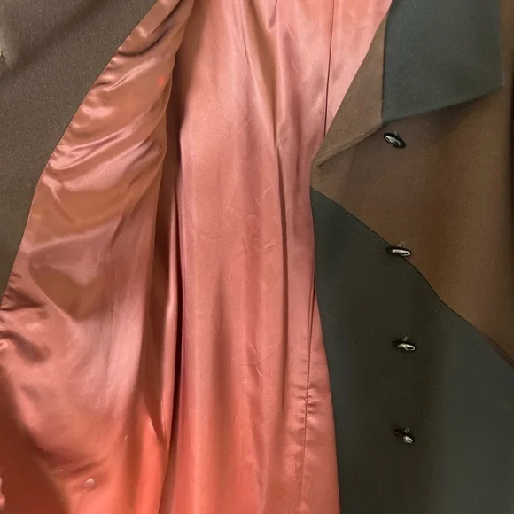 *Made in America* Vintage Townley by Annis Furs Wool Coat
Size: (fits like M/L) - Picture 6 of 12